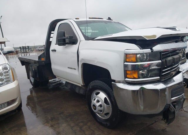 2018 CHEVROLET Silverado