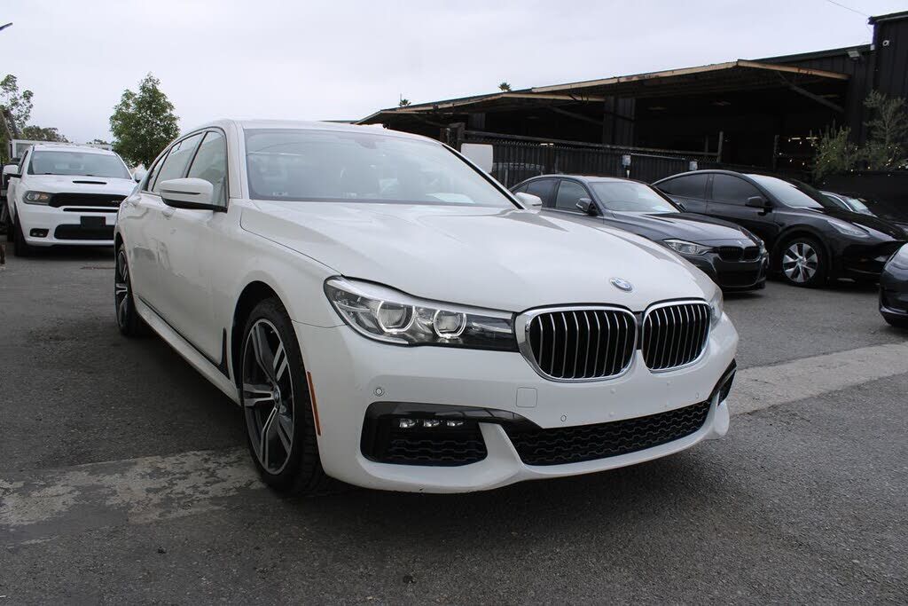2016 BMW 7 Series
