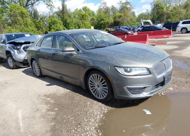 2017 LINCOLN MKZ