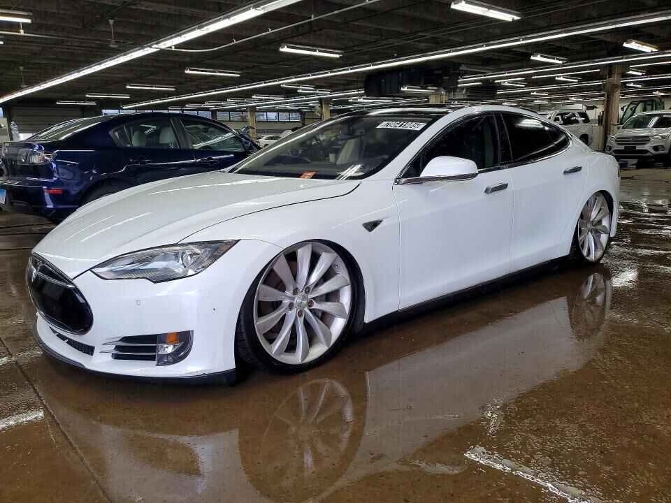 2013 TESLA Model S