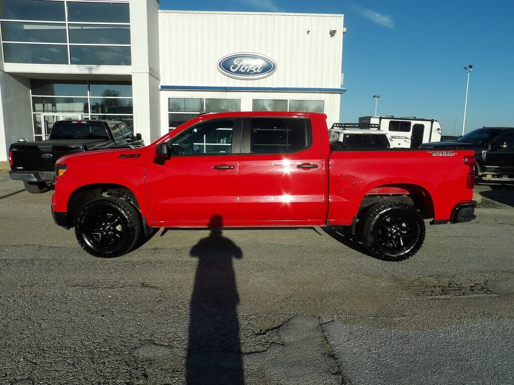 2024 CHEVROLET Silverado