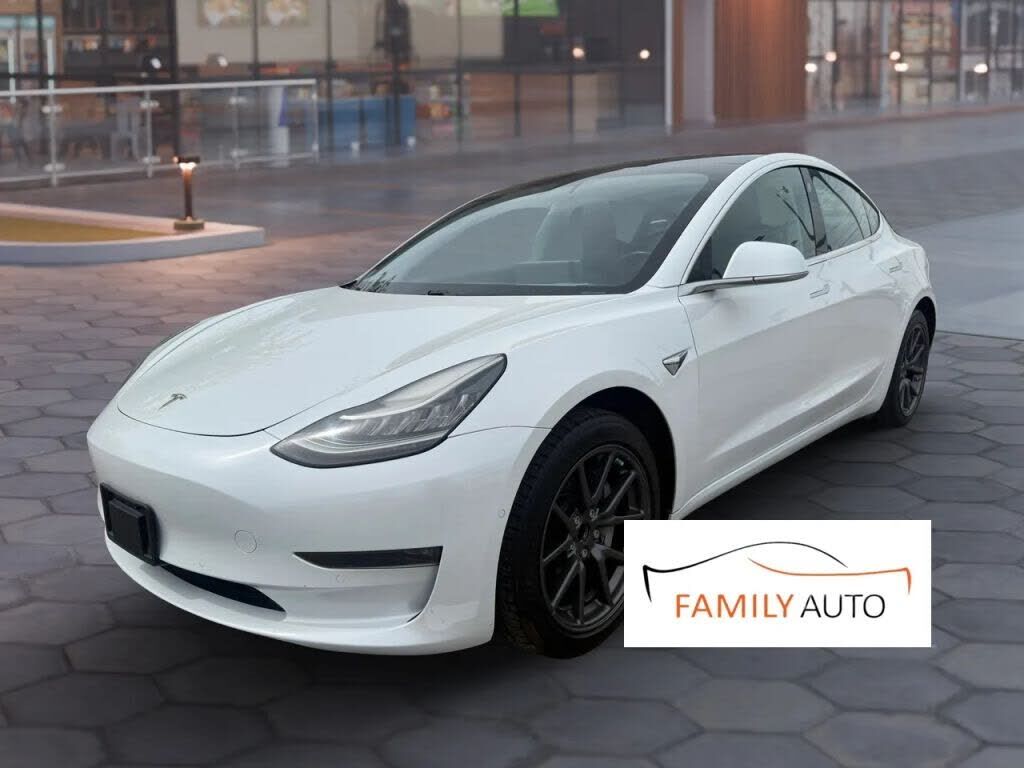 2018 TESLA Model 3