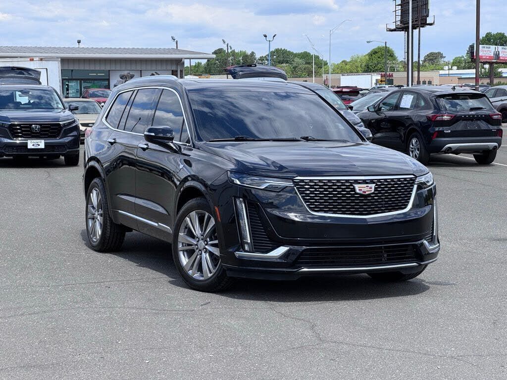 2023 CADILLAC XT6
