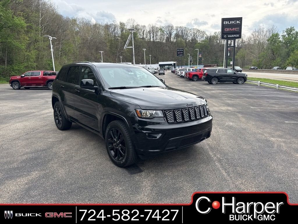 2022 JEEP Grand Cherokee
