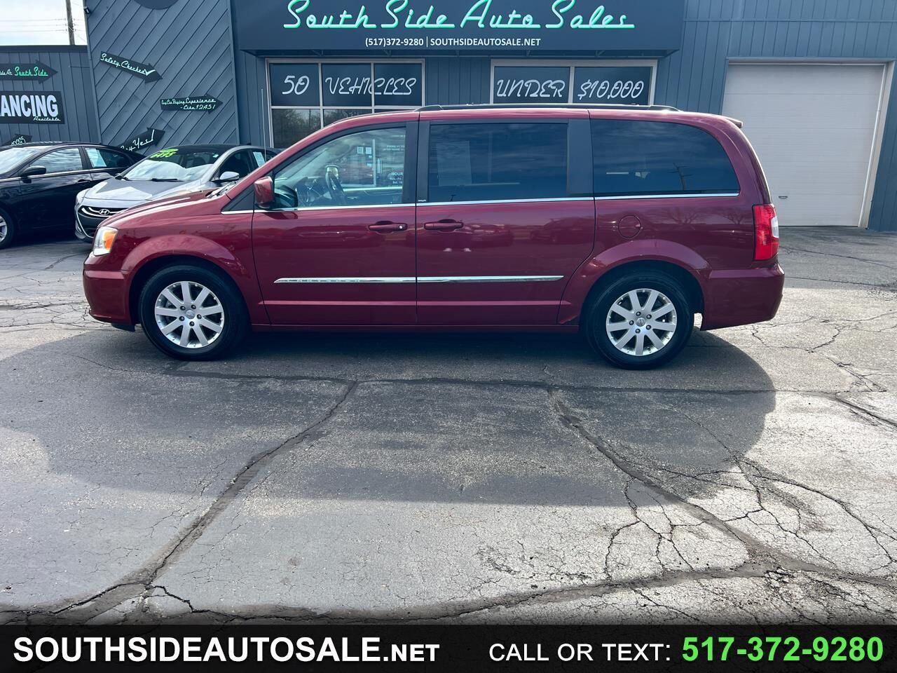 2013 CHRYSLER Town and Country