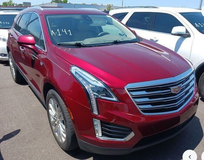 2017 CADILLAC XT5