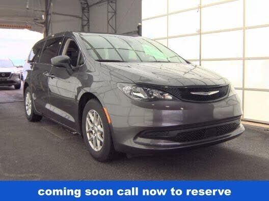 2023 CHRYSLER Voyager