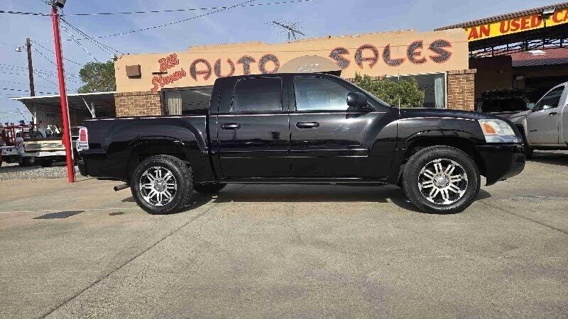 2006 MITSUBISHI Raider