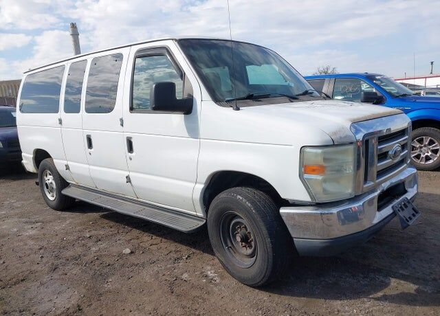 2009 FORD E-350