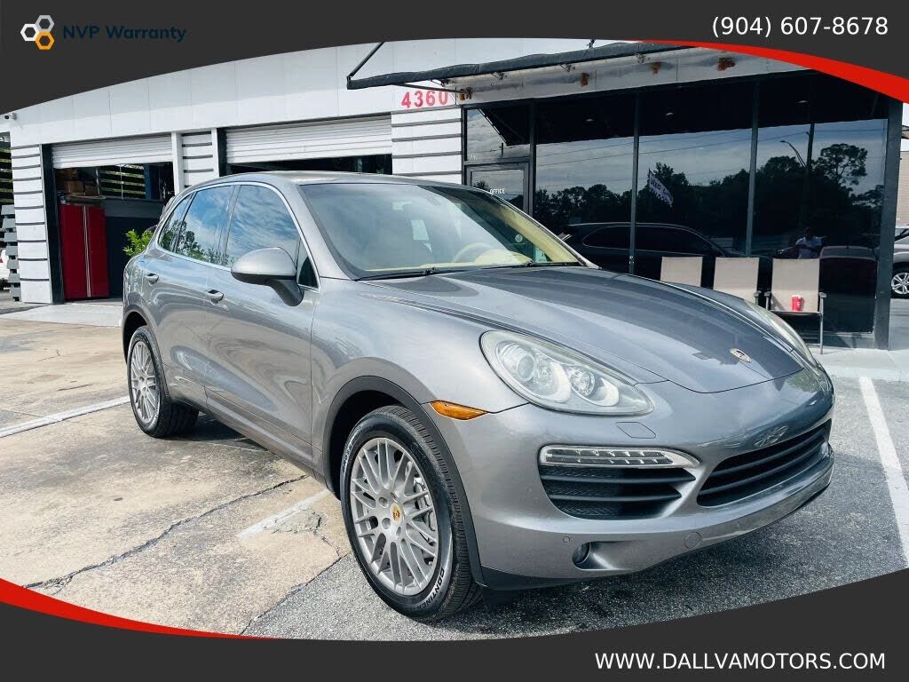 2011 PORSCHE Cayenne