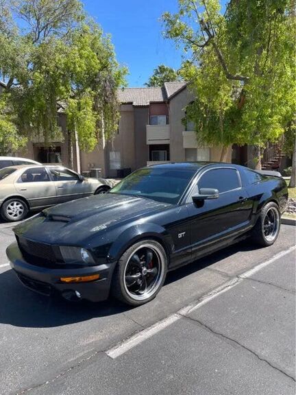 2005 FORD Mustang