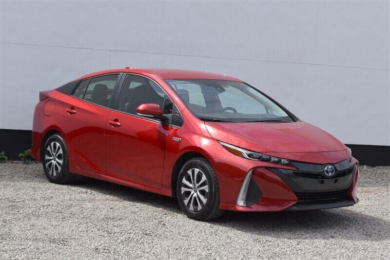 2022 TOYOTA Prius