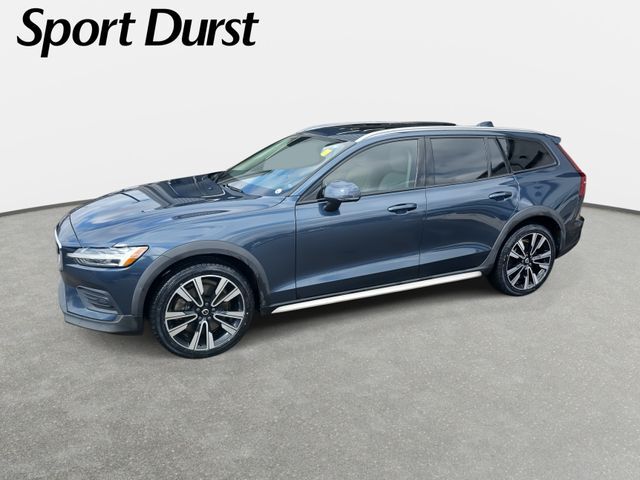 2020 VOLVO V60CC
