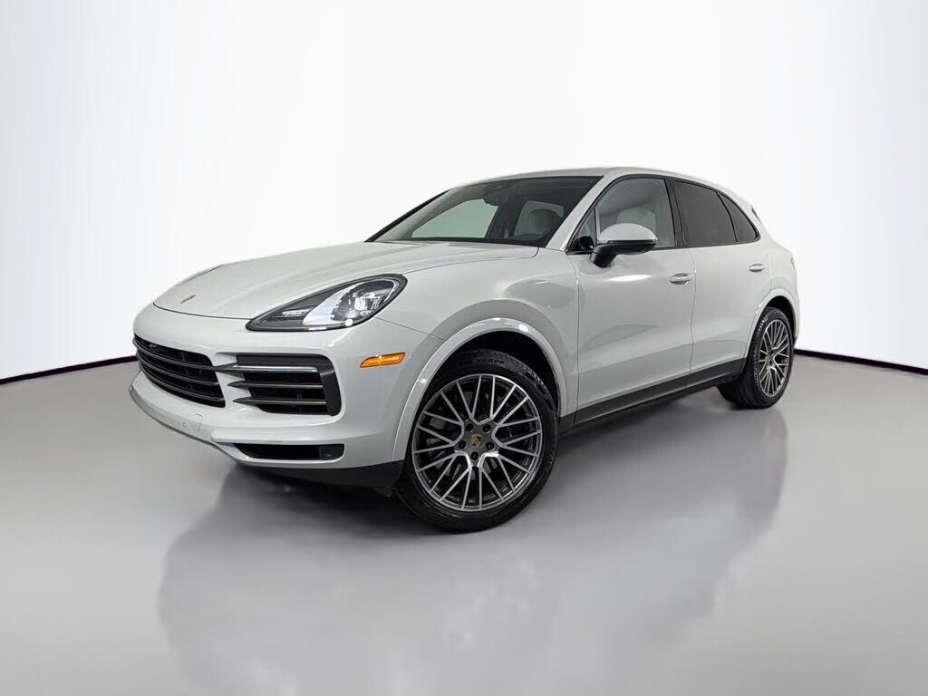 2023 PORSCHE Cayenne