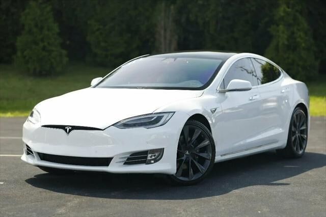 2021 TESLA Model S