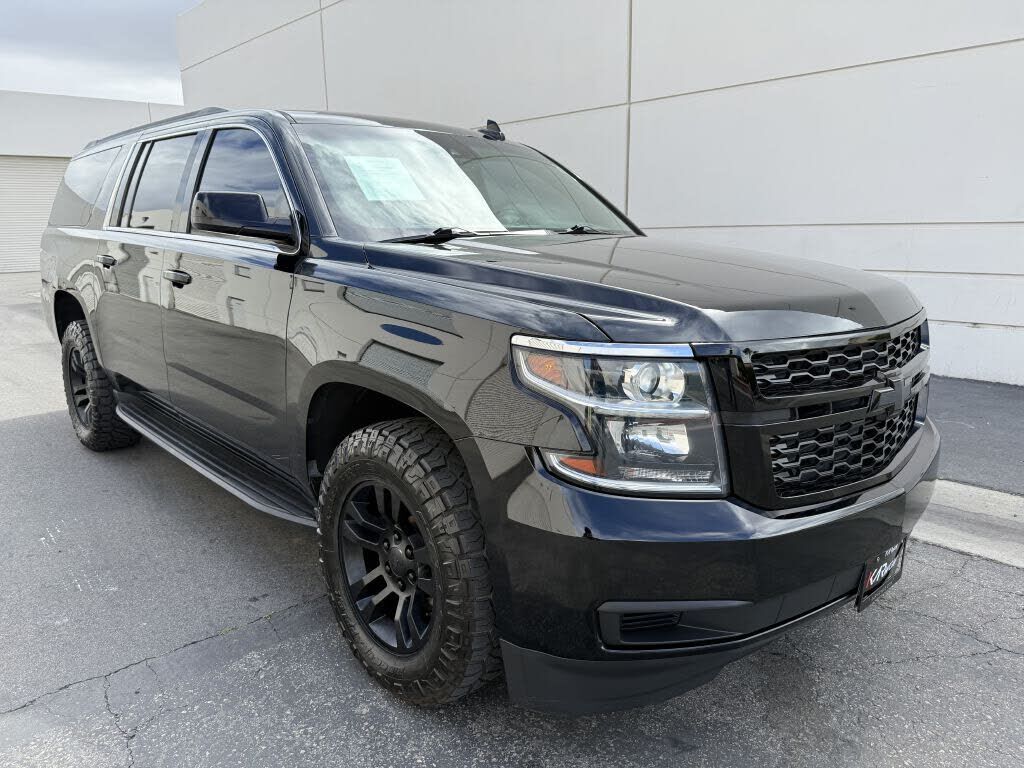 2018 CHEVROLET Suburban