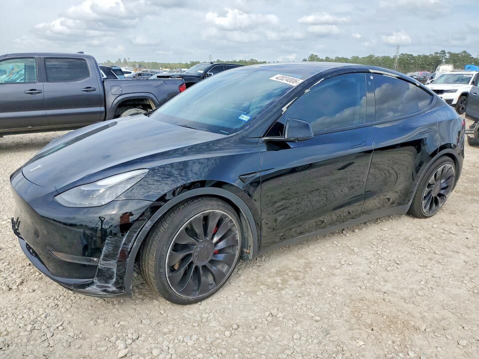 2022 TESLA Model Y