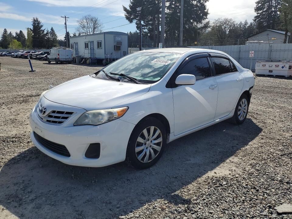 2013 TOYOTA Corolla