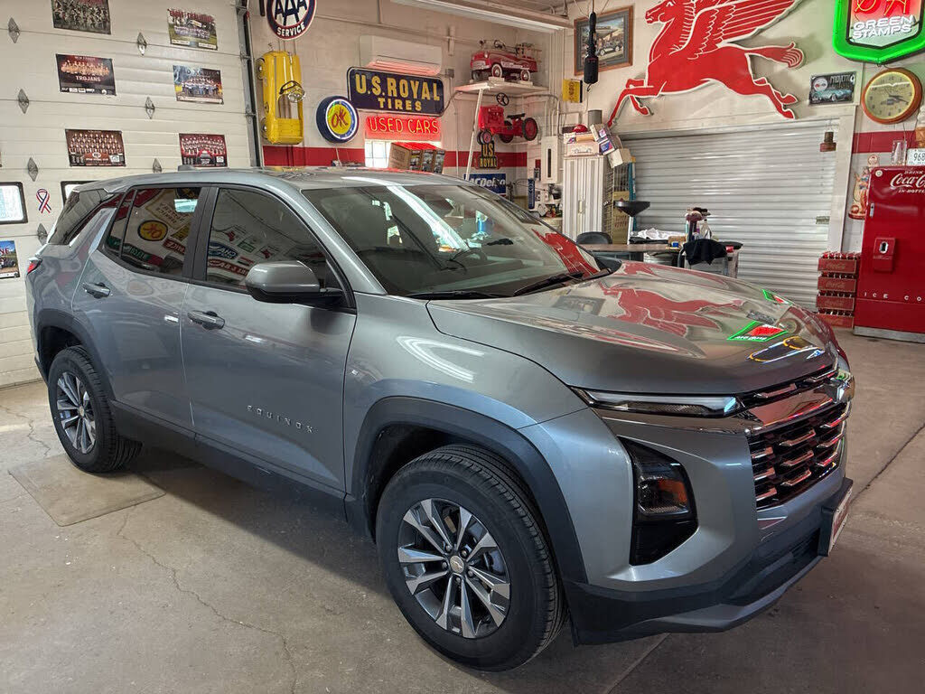 2026 CHEVROLET Equinox