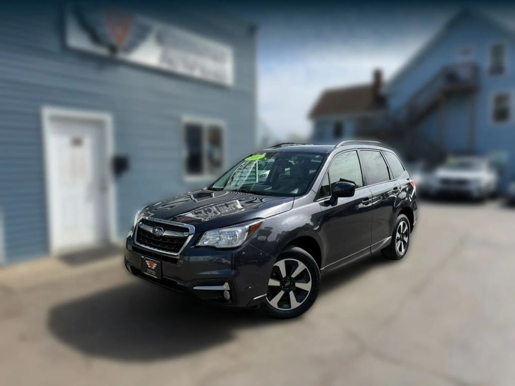2017 SUBARU Forester