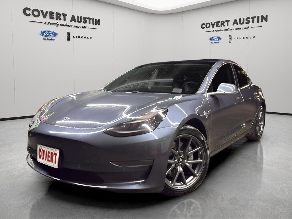 2020 TESLA Model 3