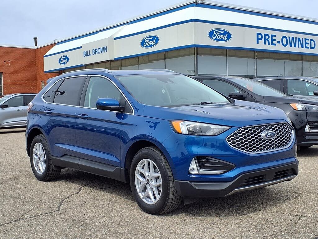 2023 FORD Edge