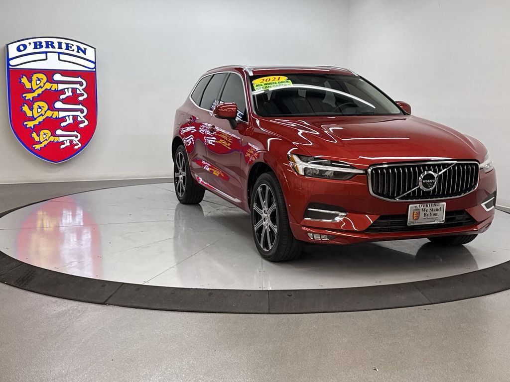 2021 VOLVO XC60