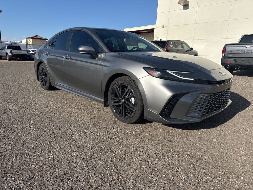 2025 TOYOTA Camry