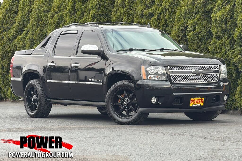 2013 CHEVROLET Avalanche