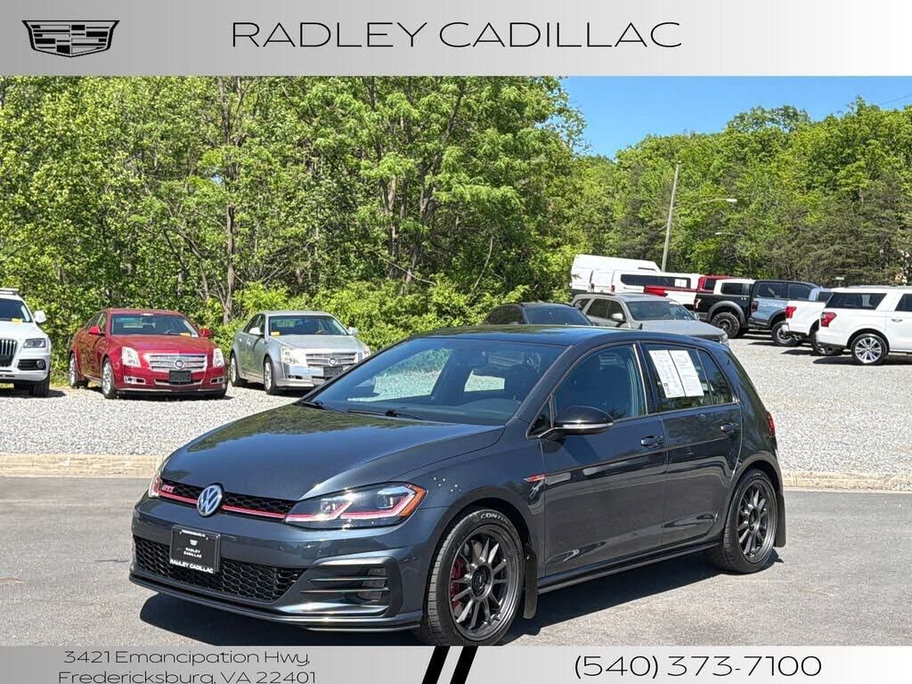 2021 VOLKSWAGEN Golf GTI