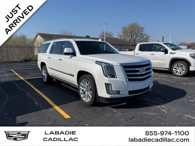 2018 CADILLAC Escalade ESV