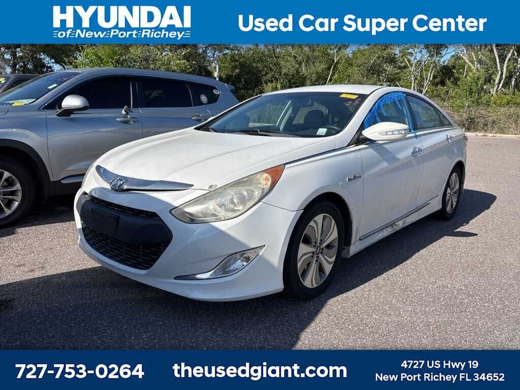 2013 HYUNDAI Sonata