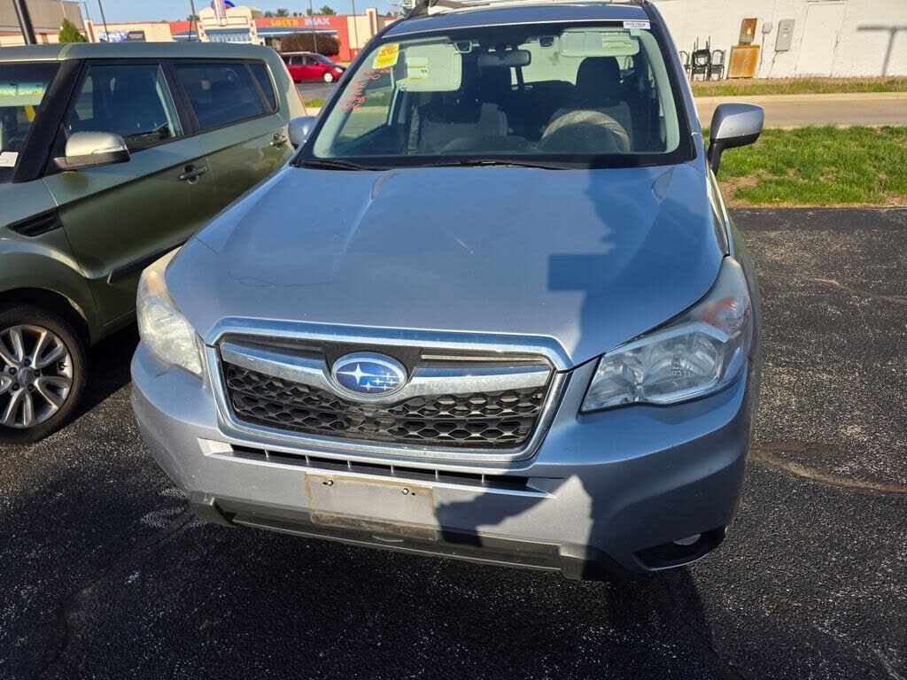 2015 SUBARU Forester