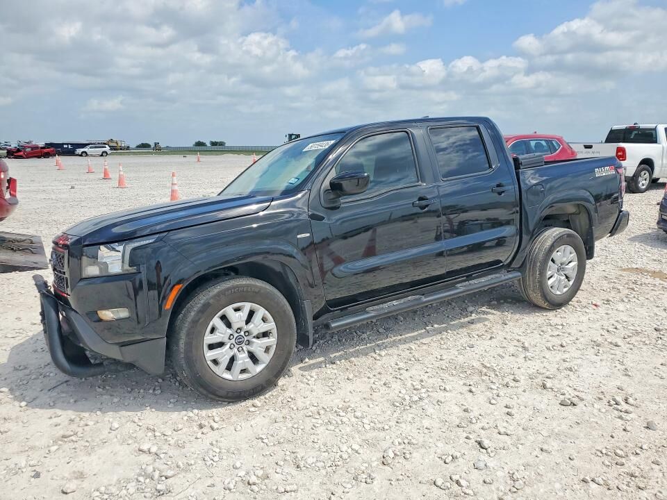 2022 NISSAN Frontier