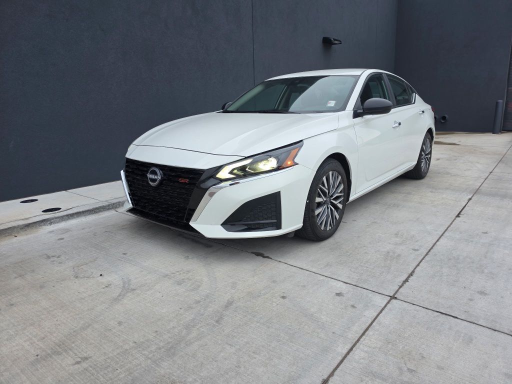 2025 NISSAN Altima