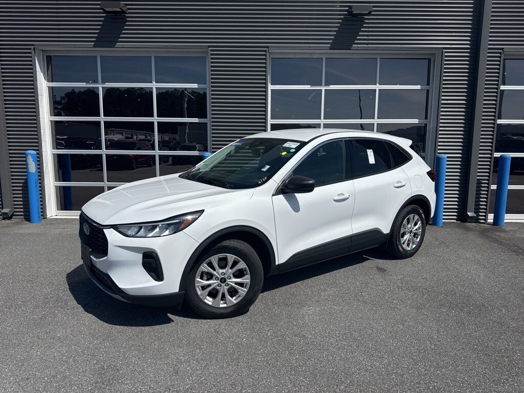 2024 FORD Escape