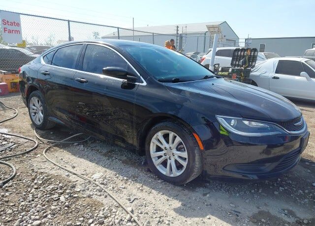 2016 CHRYSLER 200