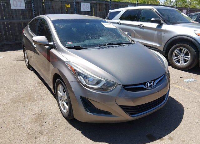 2015 HYUNDAI Elantra