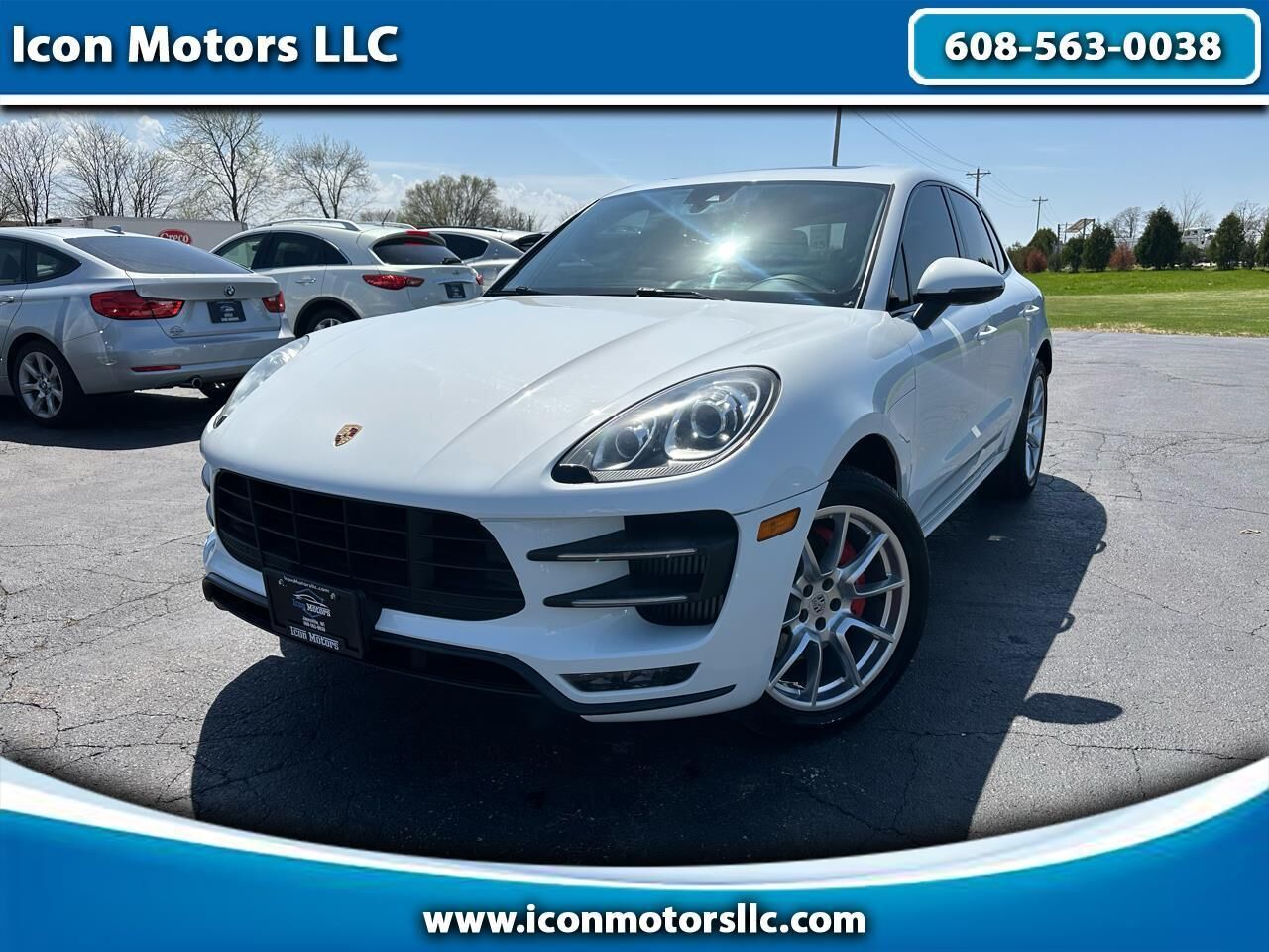 2015 PORSCHE Macan