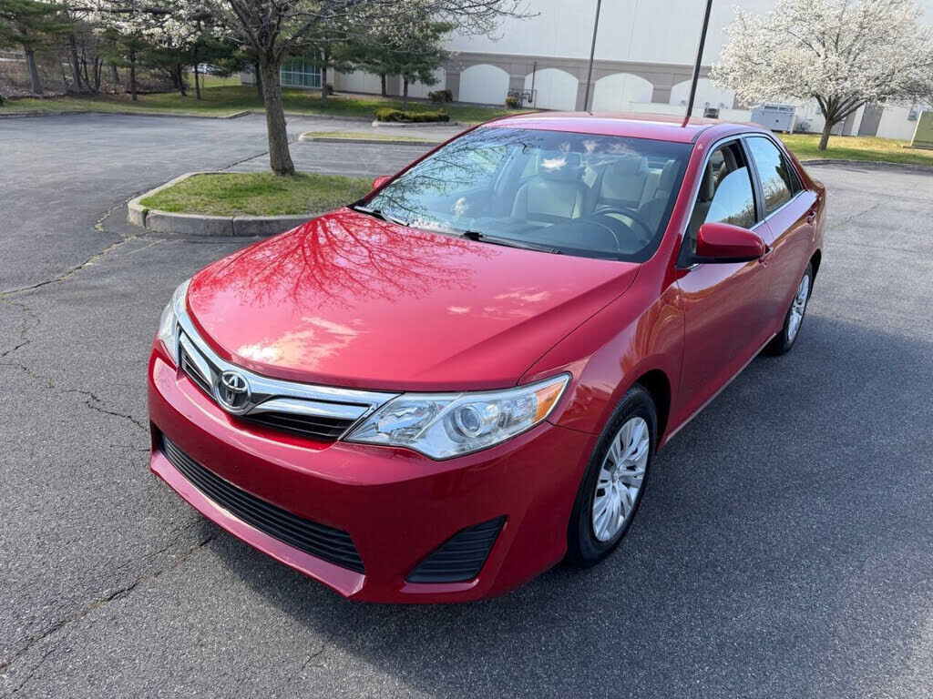 2013 TOYOTA Camry