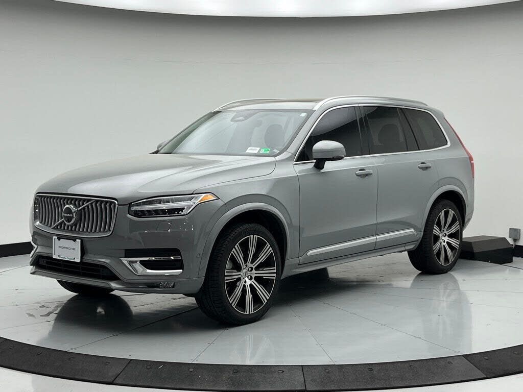 2025 VOLVO XC90