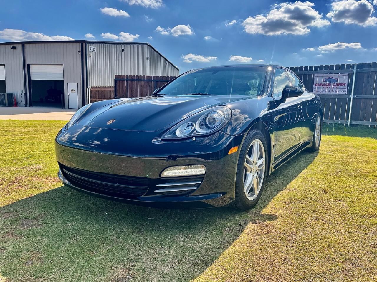 2011 PORSCHE Panamera