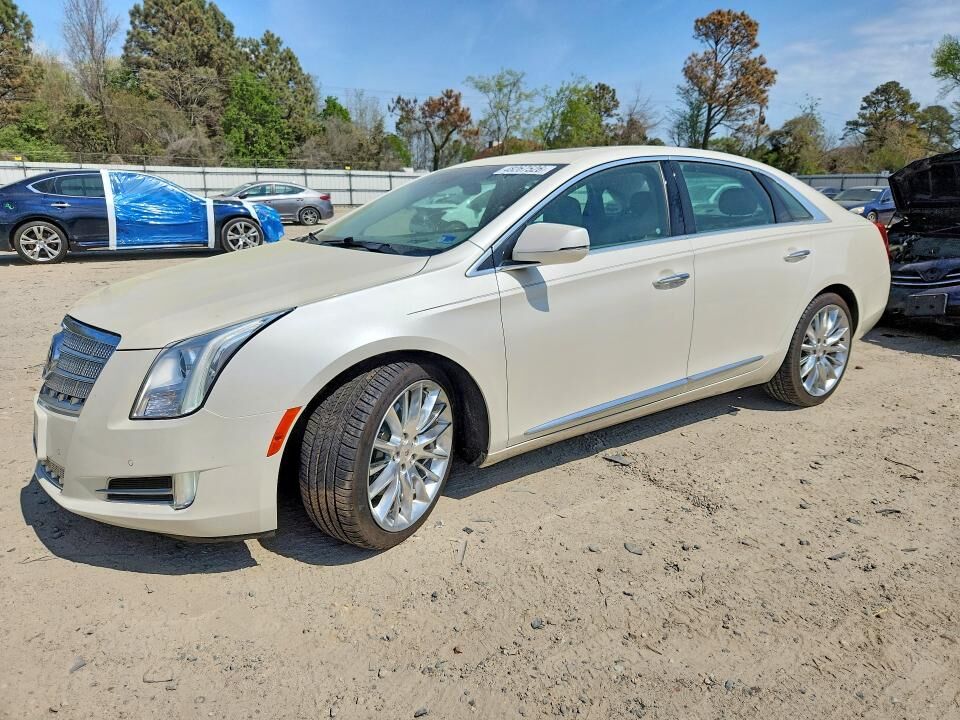 2015 CADILLAC XTS