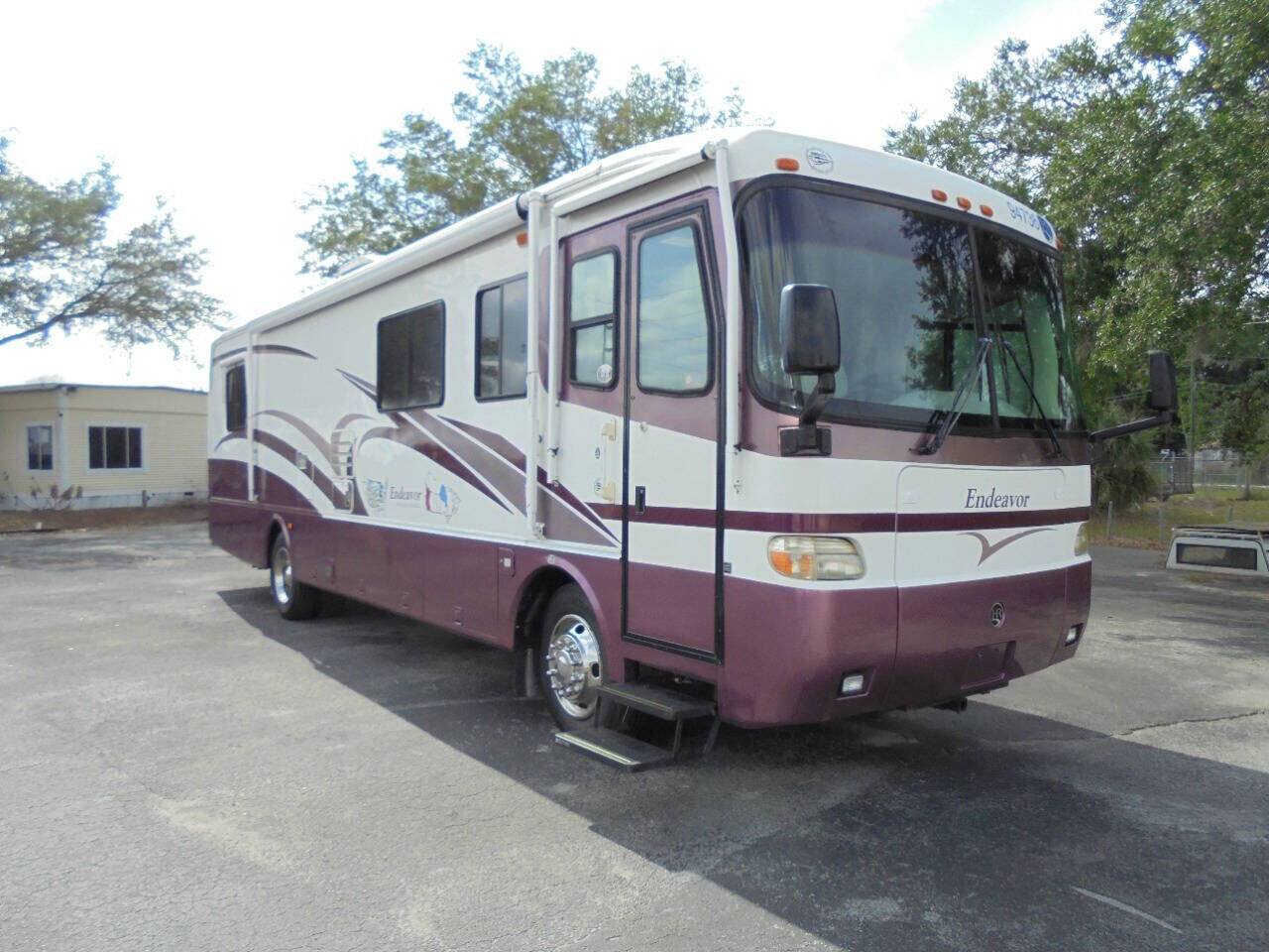 2000 FREIGHTLINER XC Chassis