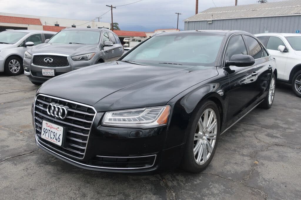 2016 AUDI A8