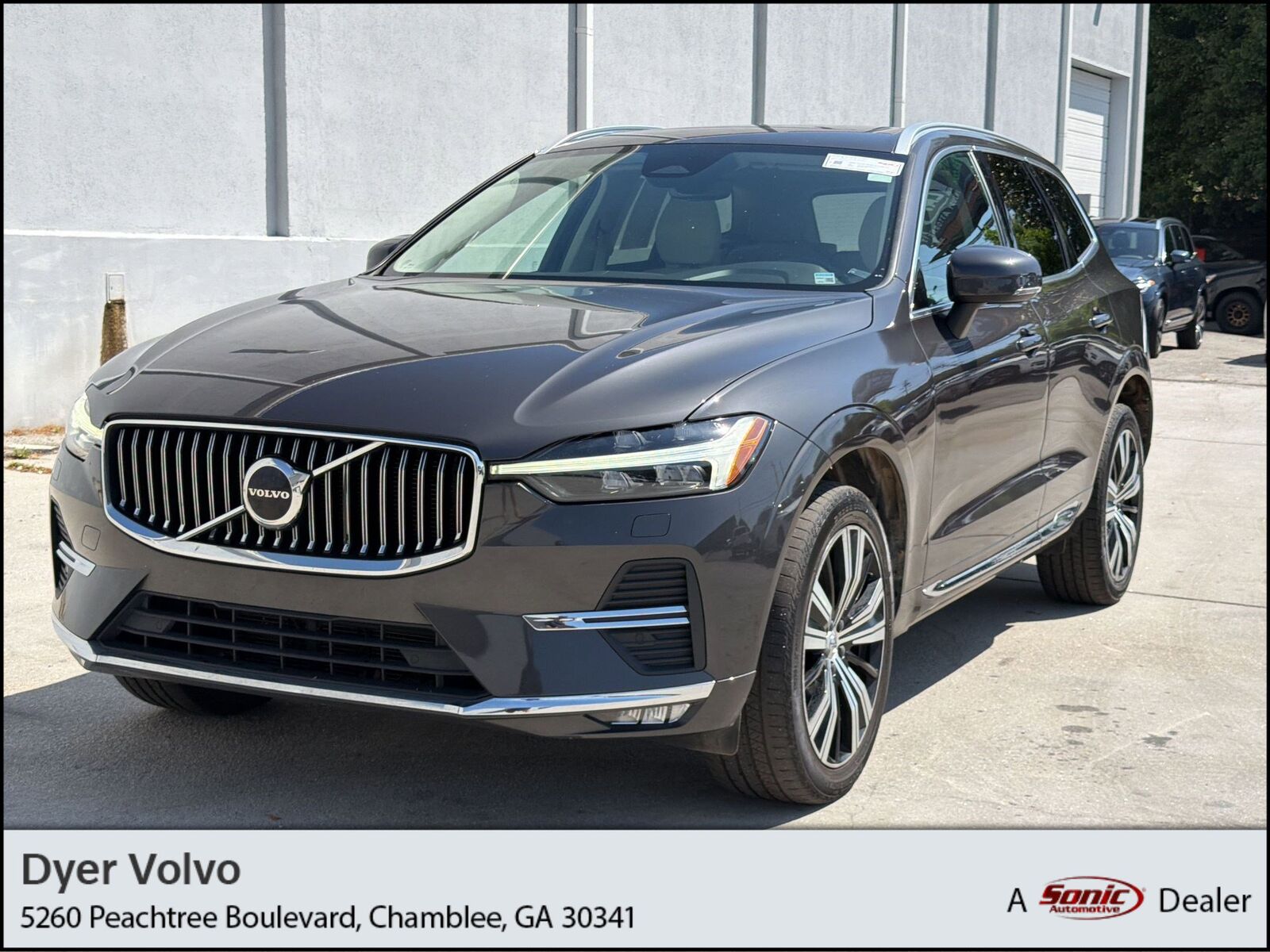 2022 VOLVO XC60