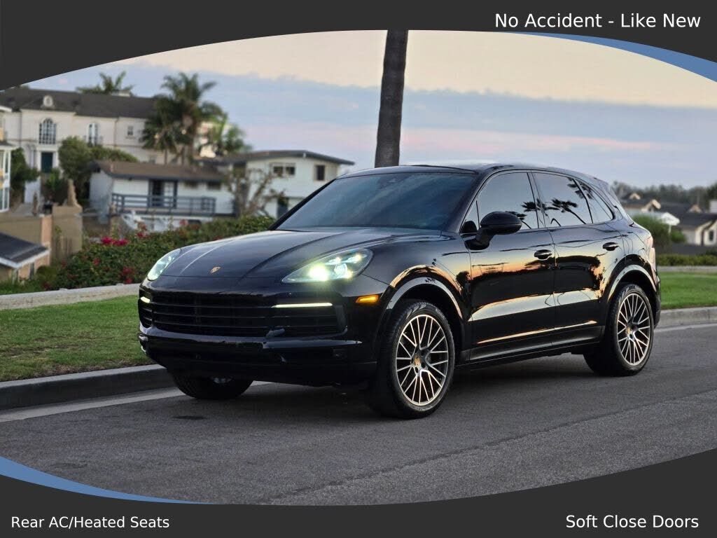 2020 PORSCHE Cayenne