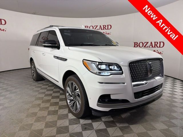 2023 LINCOLN Navigator