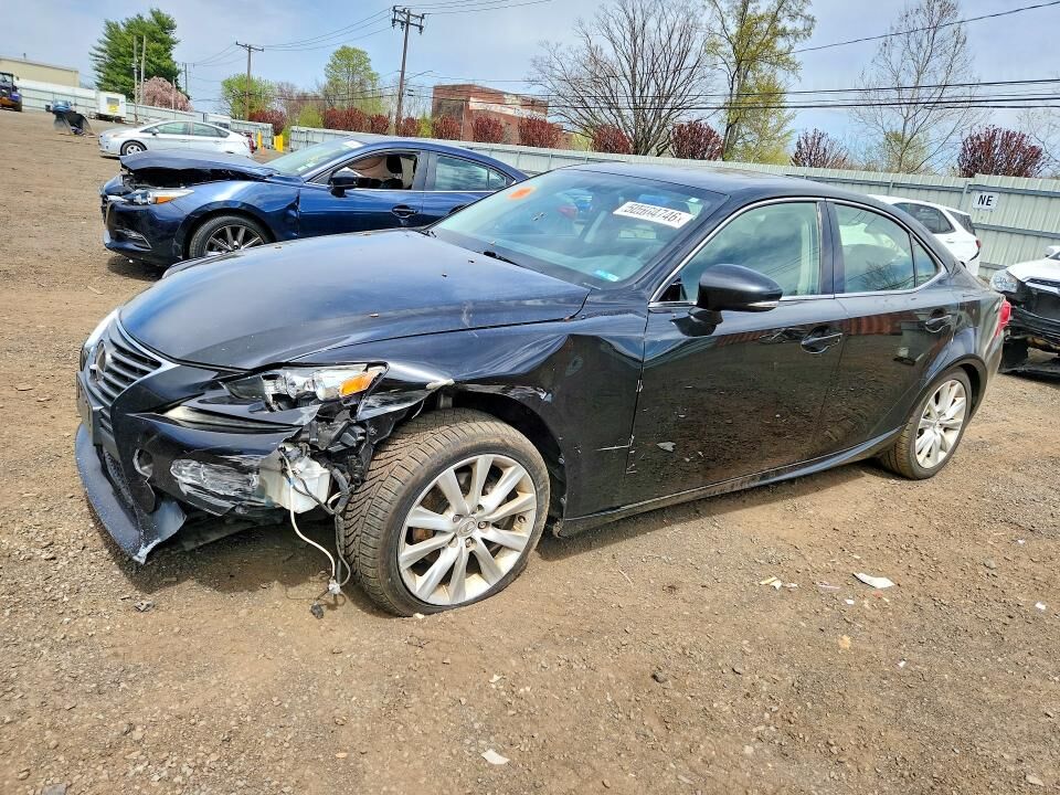 2015 LEXUS IS