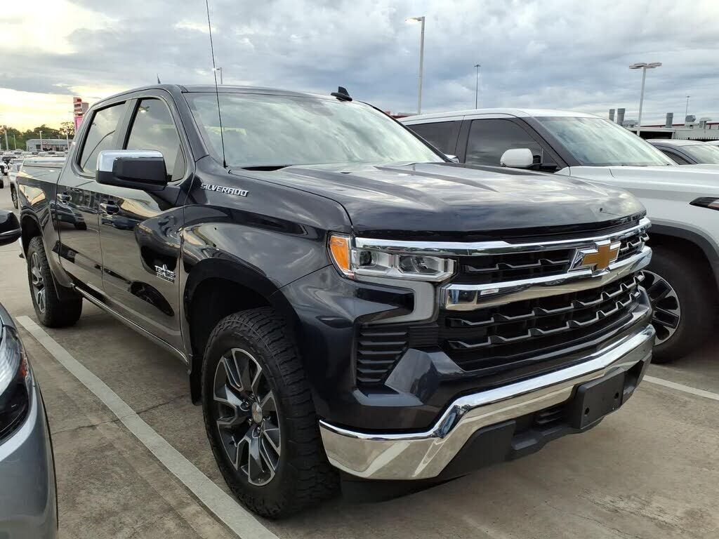 2024 CHEVROLET Silverado